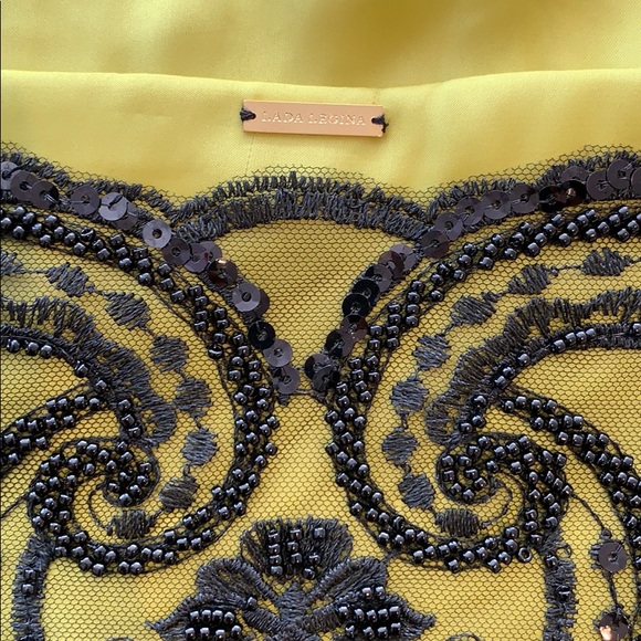 Lace-embellished silk top - Picture 4 of 4